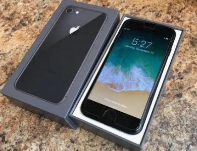 iPhone 8 & 8+ (Unlocked) Like New Condition in Box