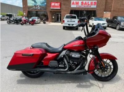2018 Harley-Davidson Road Glide Special **ALL BLACKED OUT**