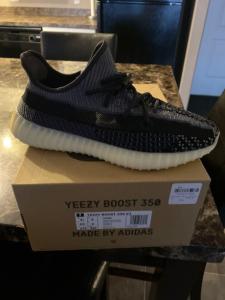 Adidas Yeezy Boost 350 V2 Size 9.5 Carbon DS