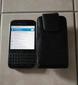 Blackberry Q20 in good condition