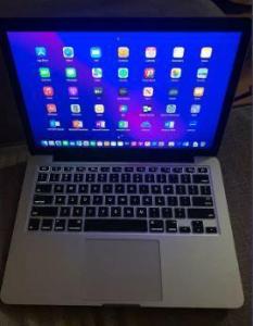 MacBook Pro 13”Retina display 2017 Microsoft Office 8GB 256GB