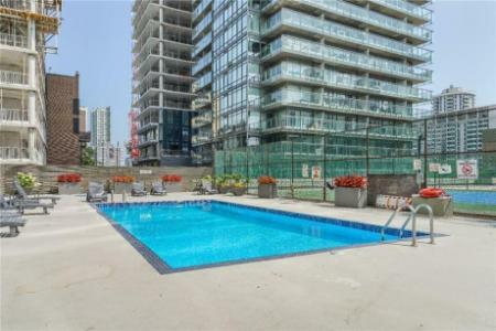 Downtown Bachelor Apartment for Rent - 15 Dundonald Street