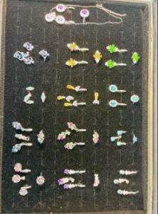 Selling natural gems and jewelry in very reasonable prices
