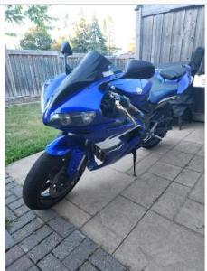 2004 Yamaha R1