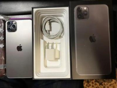 iPhone 11 Pro Max 256GB excellent working condition Box and Acce