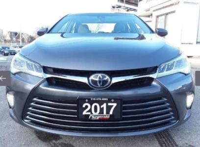 2017 Toyota Camry XLE V6 - LEATHER! NAV! BACK-UP CAM! BSM!