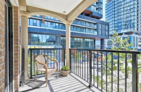 Liberty Village - Bright Beautiful Bachelor suite $1,495.00