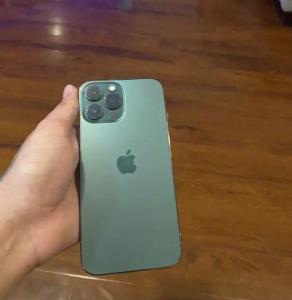 I phone 13 pro max green (128 gb)