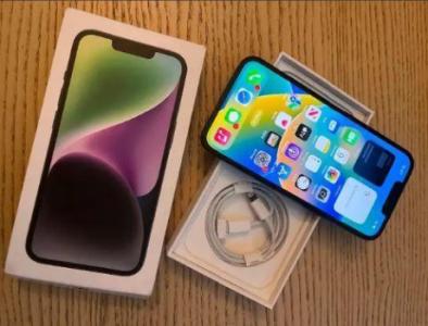 iPhone 14 128GB under warranty