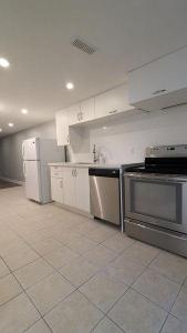 1 bedroom 1 bathroom basement unit in King City available for rent