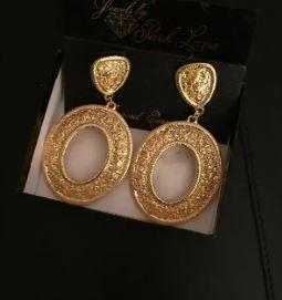 Classy Gold Clip Earnings