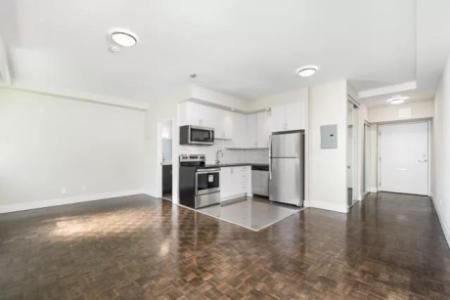 Etobicoke Bachelor Apartment for Rent - 1915 Martin Grove Road $1,625