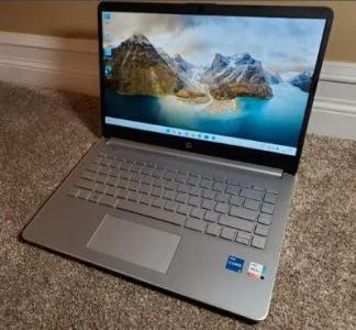 14" HP Laptop w/ box, 11th Gen i5, 12 GB RAM, 512 GB SSD