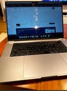 2021 16 inch , M1 Max 32g Macbook Pro 1TB