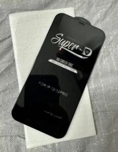 iPhone 12 Screen Protector - Tempered Glass