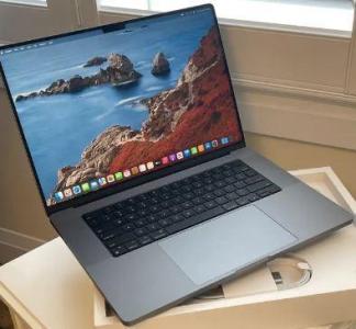 AppleCare+ Macbook Pro 16" M1 Max with RARE 32GB RAM 1TB