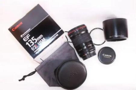 Canon EF 135mm F2 L USM Lens w/ Hood + 72mm Filter