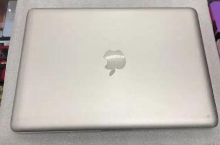 MacBook Pro 13” early 2011