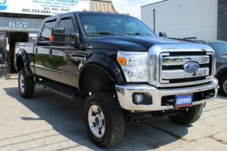 2016 Ford F-250 Super Duty XLT 4WD Crew Cab long box Bluetooth back camera $37,500+ taxes
