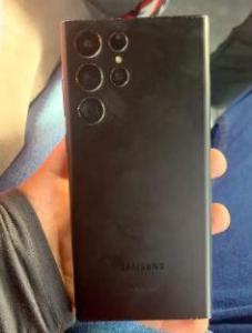 s22 ulra max pro 100x zoom with owner