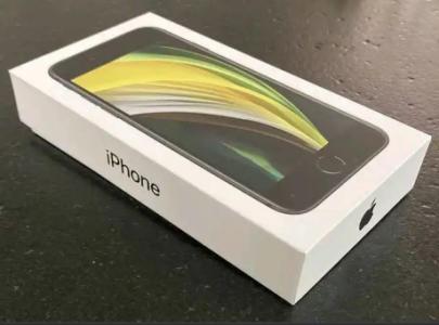 iPhone SE 2020 Excellent Condition- with 100% Battery health