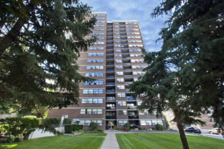 2 Bedroom Apartment- North York Don Valley Parkway Brookbanks Dr $1,825.00