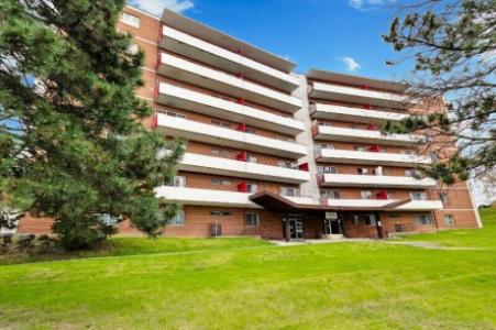 AMAZING ONE BEDROOM APT IN GREAT BUILDING - ACROSS FROM SGH $1,575.00