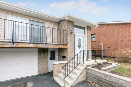 Renovated 1Bd Basement Suite, Williams Pkwy & Centre !!! $1,500