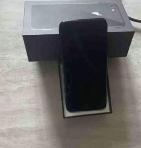 iPhone 7. 32GB