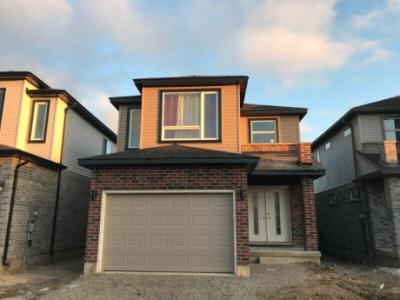 HOUSE FOR RENT 4 BED 3 BATH WITH FAMILY & LIVING IN ORANGEVILLE $2,400.00
